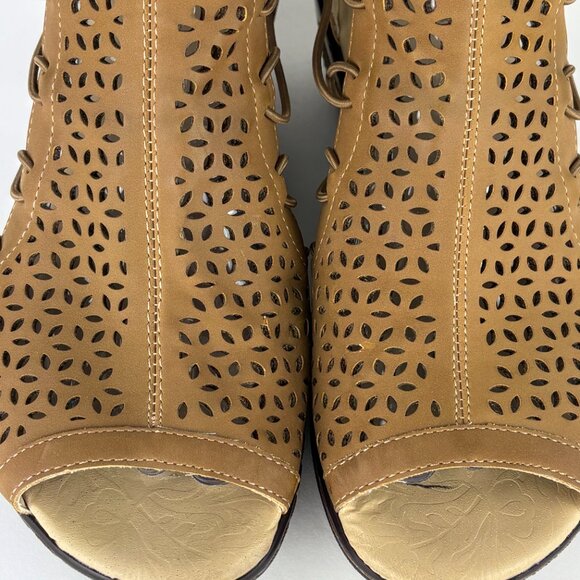 Stylish JBU Tan Lace-Up Sandals with Wedge Heel. 7.5 - Picture 8 of 12